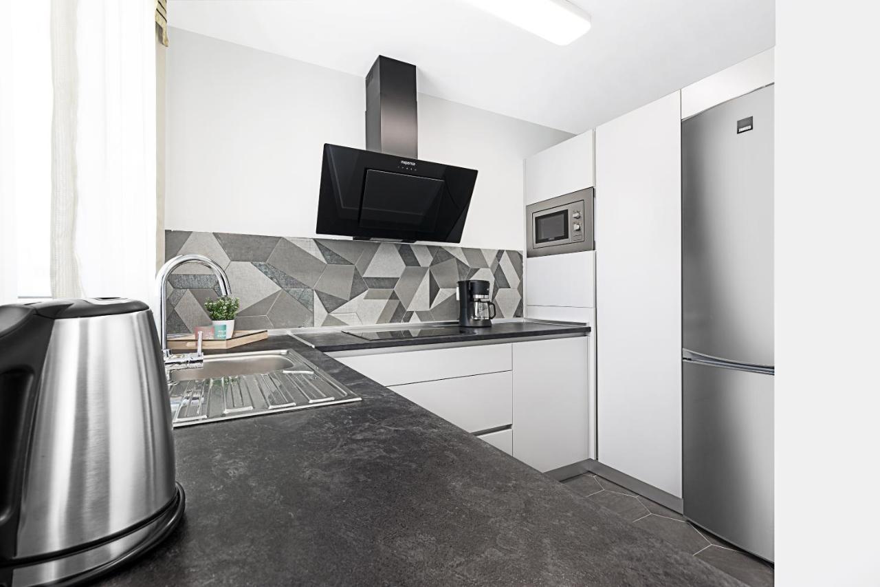 Perla Marina Apartment *